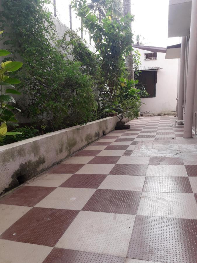 Sudha Kutir Puri Apartment Luaran gambar