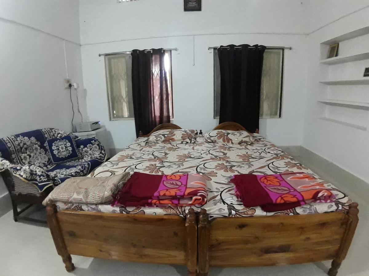 Sudha Kutir Puri Apartment Luaran gambar