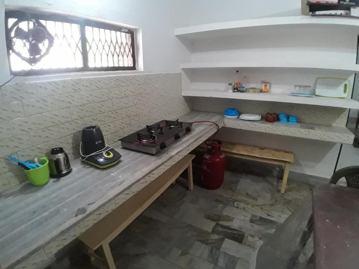 Sudha Kutir Puri Apartment Luaran gambar