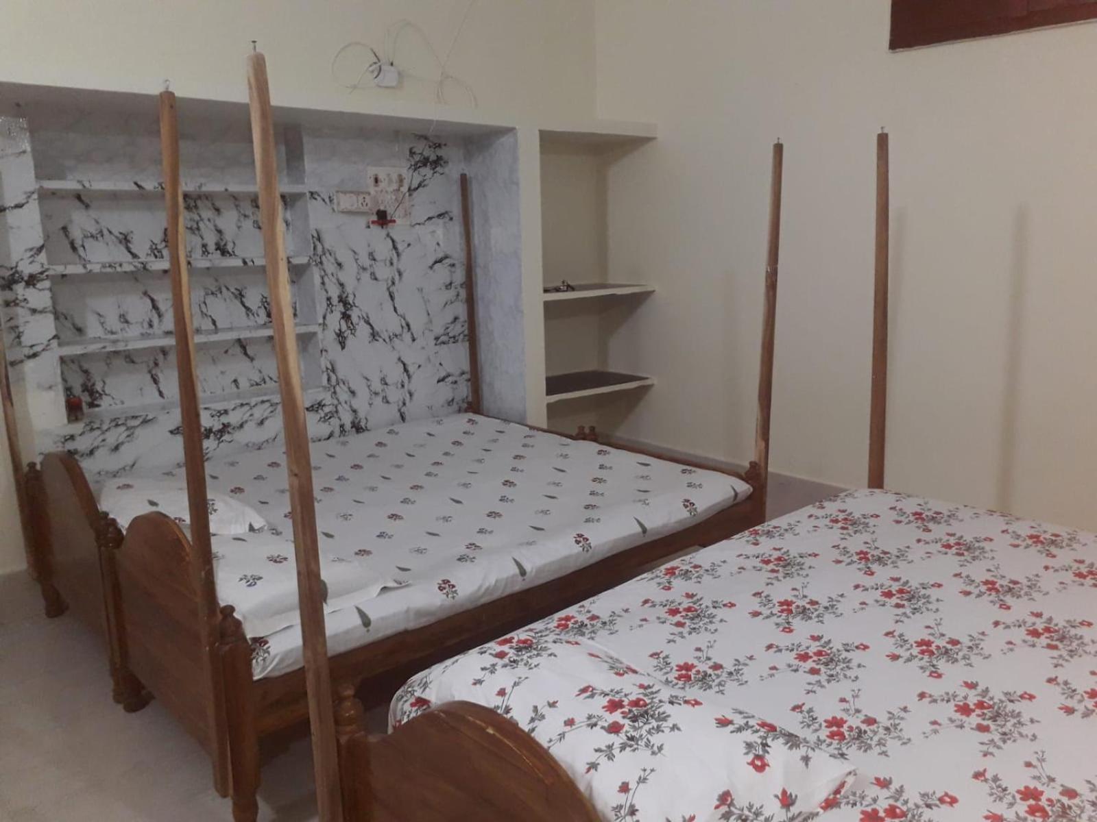 Sudha Kutir Puri Apartment Luaran gambar