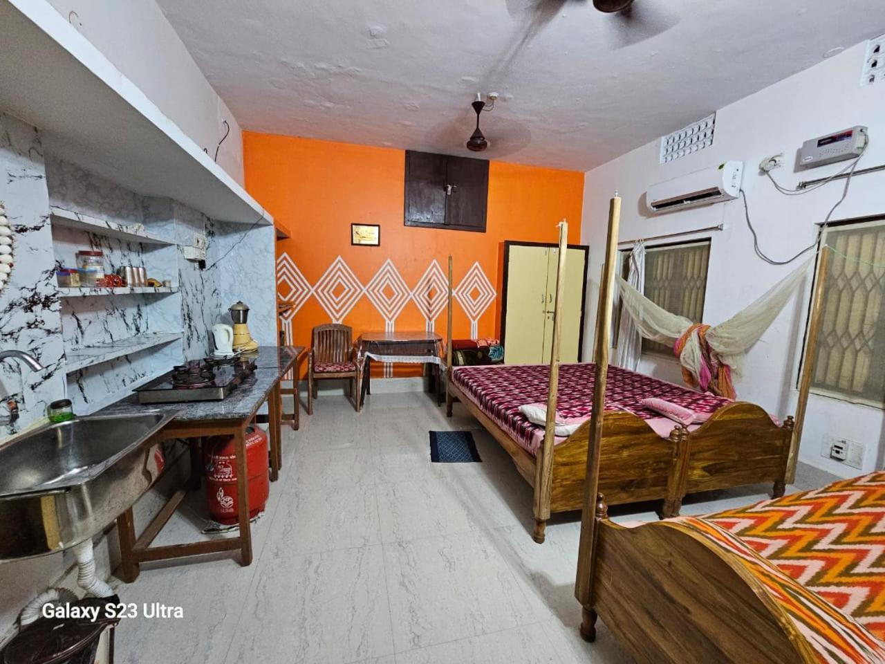 Sudha Kutir Puri Apartment Luaran gambar