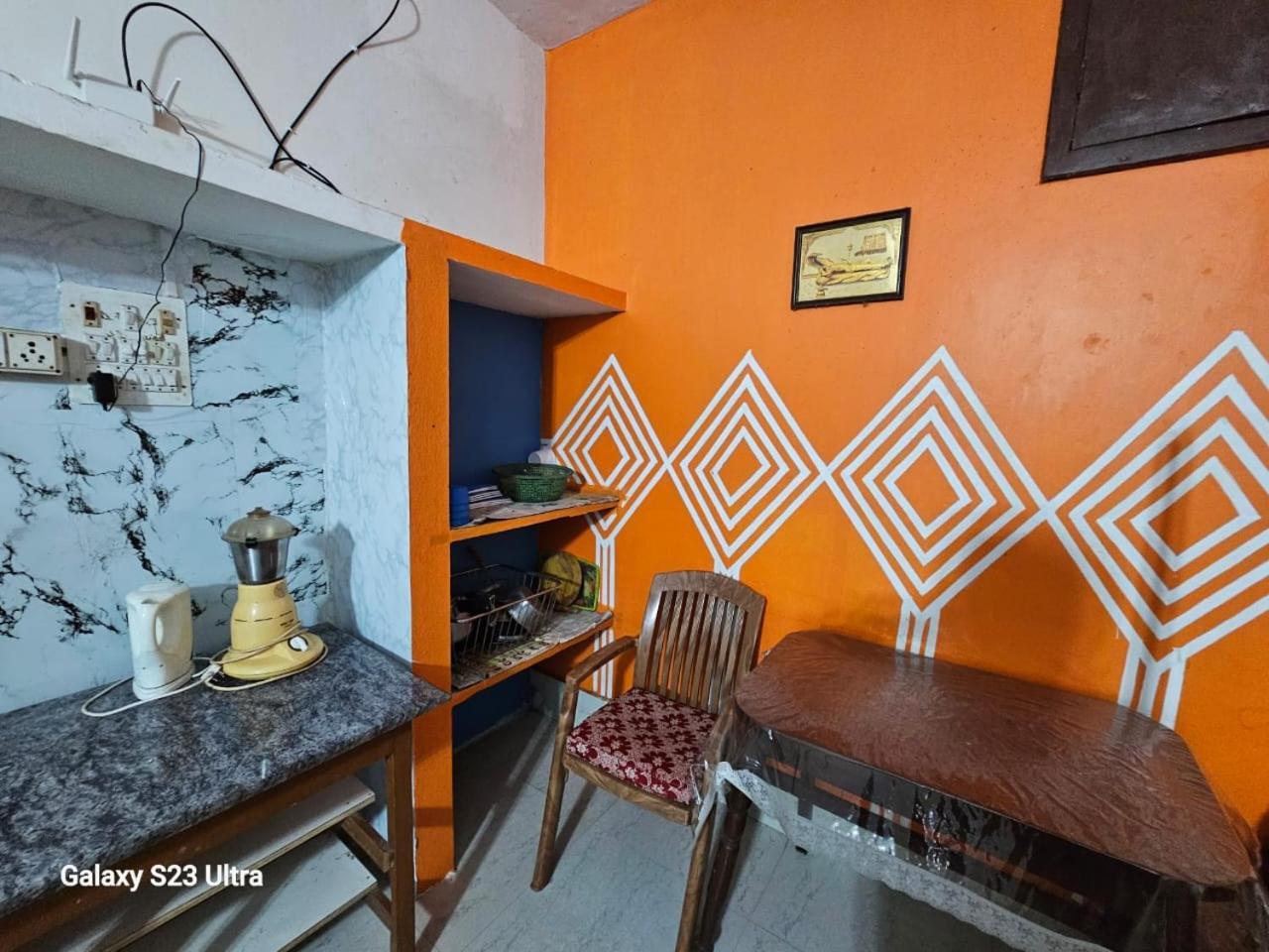 Sudha Kutir Puri Apartment Luaran gambar
