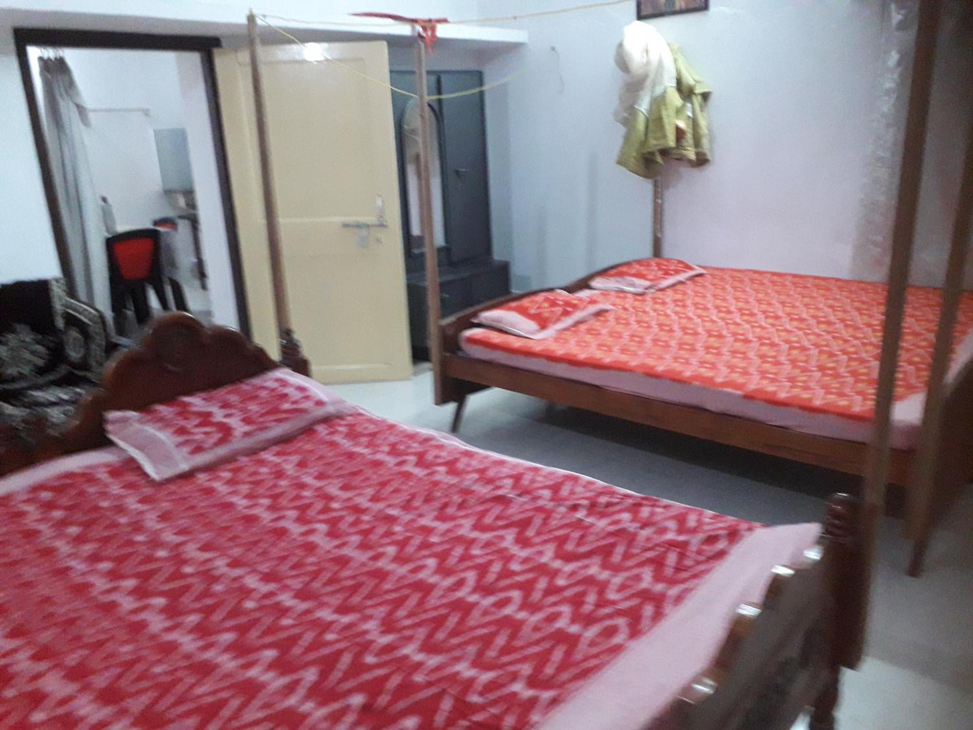 Sudha Kutir Puri Apartment Luaran gambar
