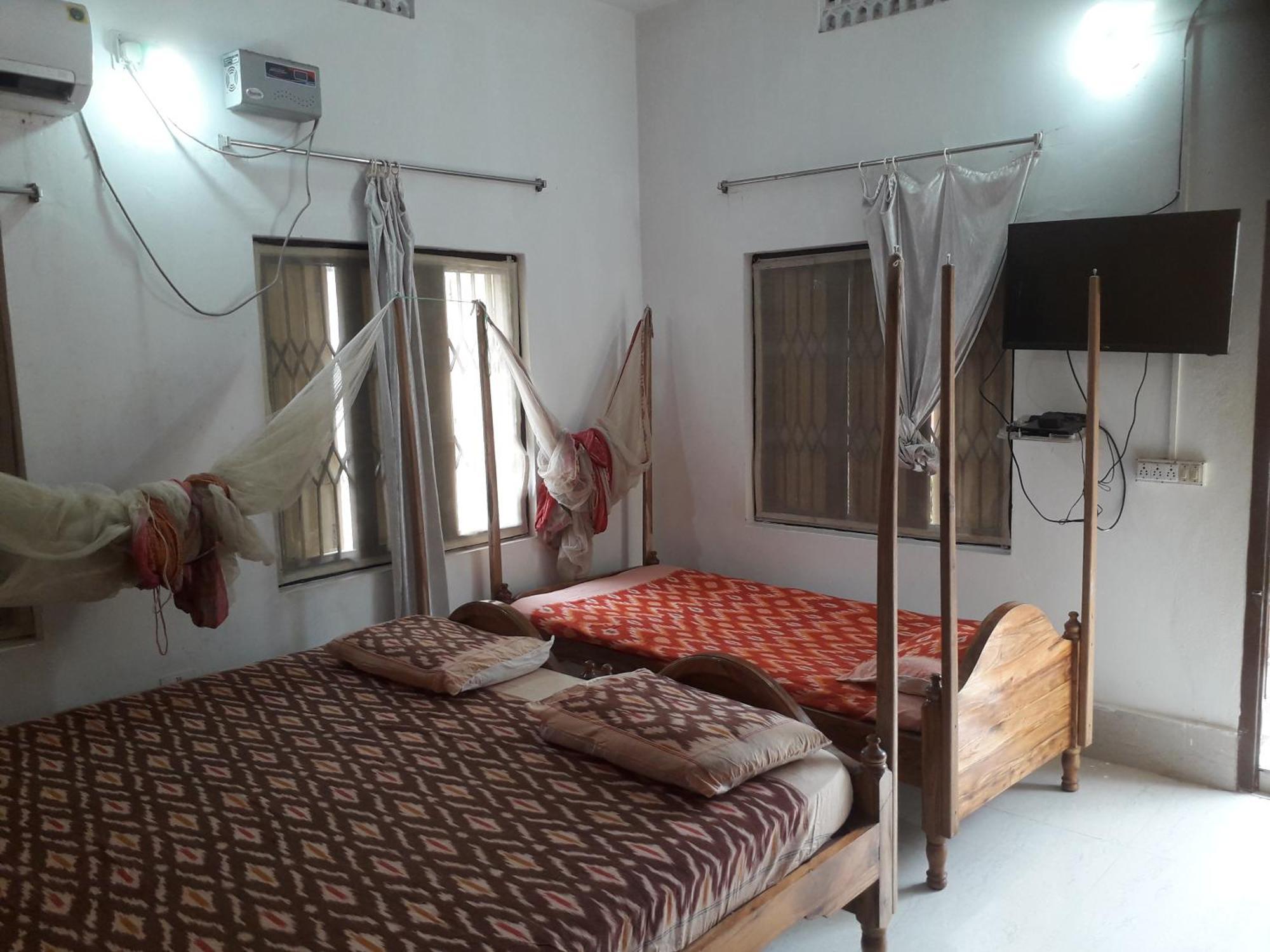 Sudha Kutir Puri Apartment Luaran gambar